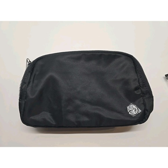 Pander Two Way Zipper Fanny Pack Nylon Everywhere‎ Belt Bag Water Resistant - Picture 1 of 6